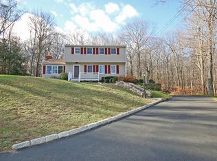 64 Rock Rd, Ridgefield, CT 06877