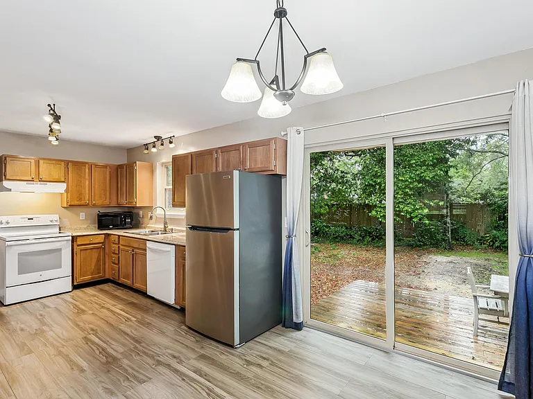 4572 Kelly Ln — Photo 8