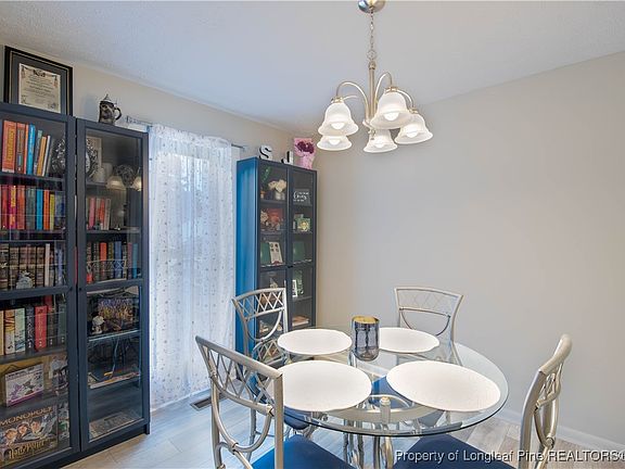 5th image of 1622 Lawhorne Dr