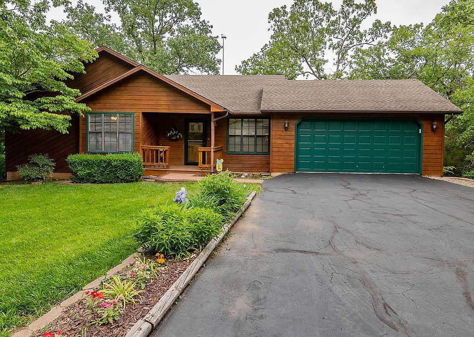 1st image of 411 Deer Park Cir