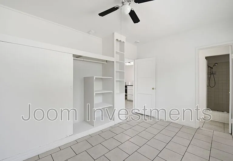 4914 1/2 N Maine Ave — Photo 9