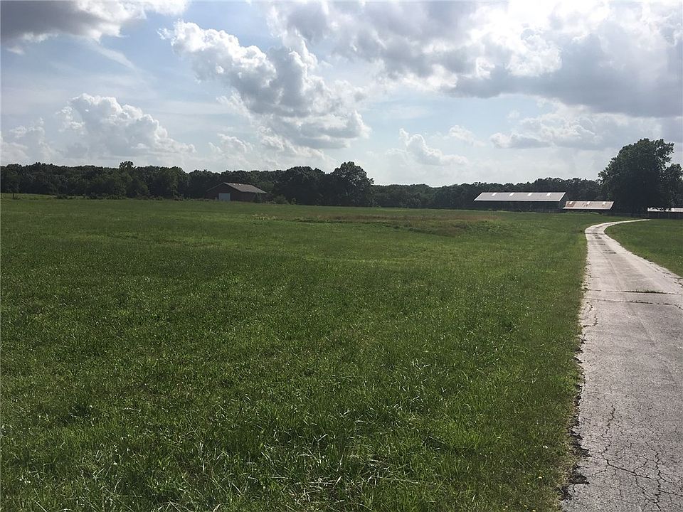 2nd image of N 2nd St