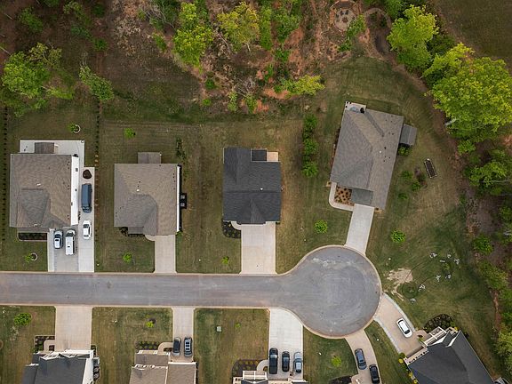 4th image of 4135 Crest Ridge Ln