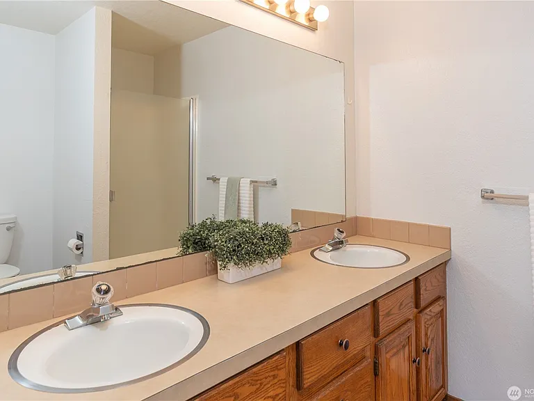 101 Highland Greens Dr #1 — Photo 15
