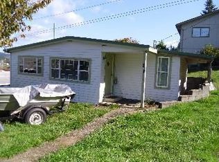 902 Doyle St, Reedsport, OR 97467