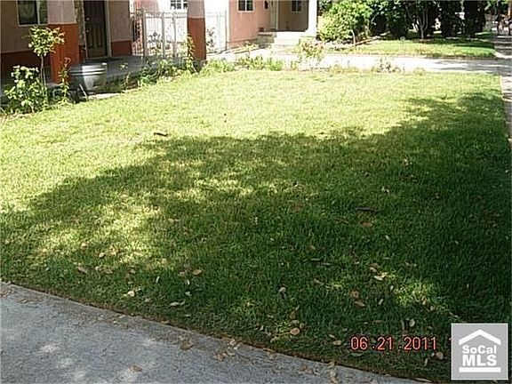 3rd image of 1120 E Orange Grove Blvd