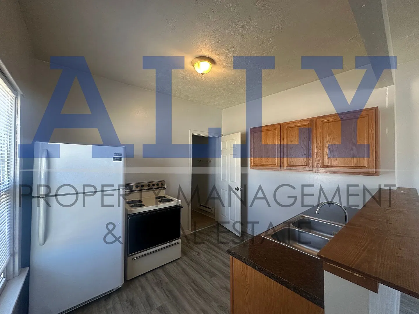 One Bedroom, One-bathroom Apartments Located in Gering! — Photo 4