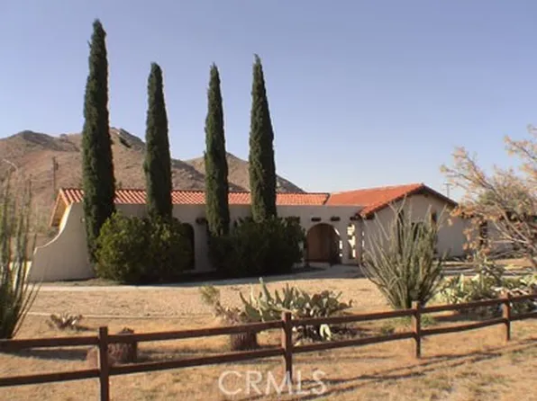 19689 Roanoke Rd, Apple Valley, CA 92307