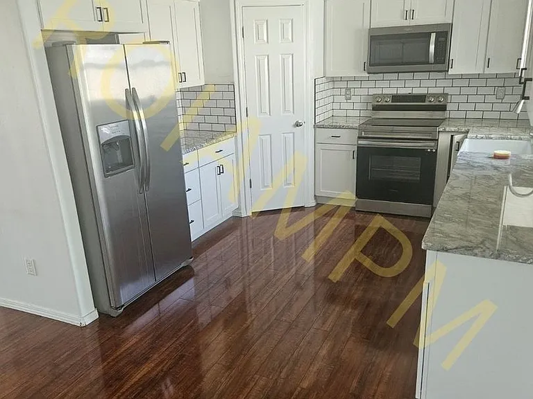 1064 Arrow Wood Ct — Photo 3