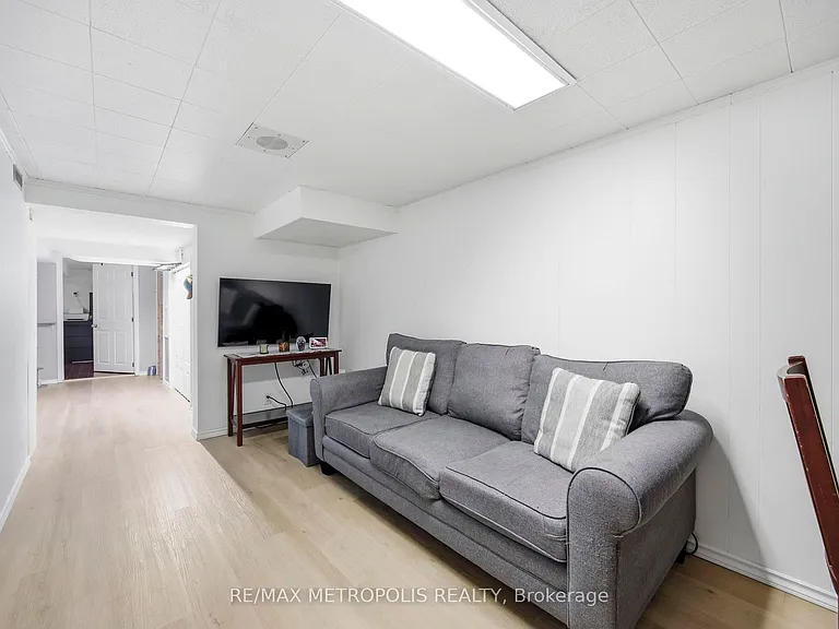 11 Rambler Pl #BASEMENT — Photo 27