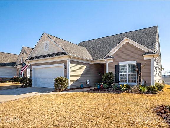 2nd image of 20176 Dovekie Ln