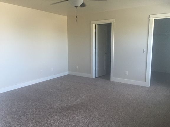 5th image of 2486 Daffodil St #A-1