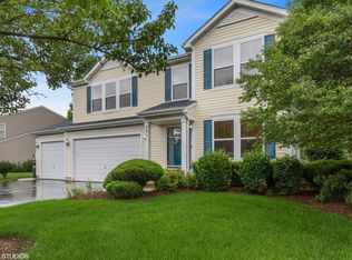 231 White Oak St, Hampshire, IL 60140