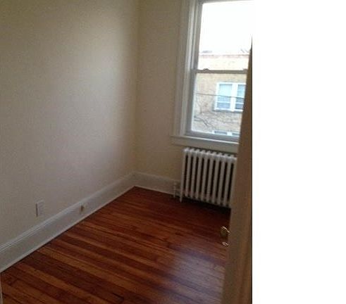 5th image of 34 Roosevelt St