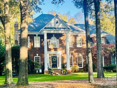 11208 Colonial Country Ln, Charlotte, NC, 28277