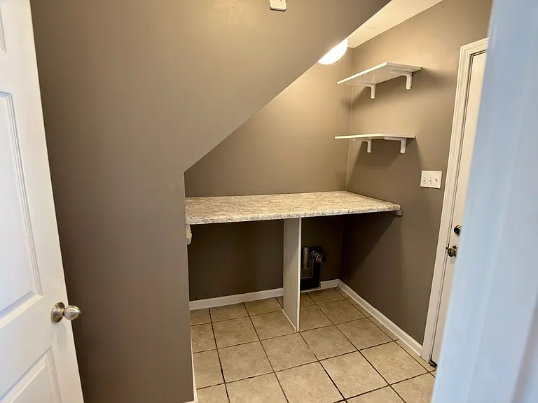 5104 Deerfield Dr — Photo 15