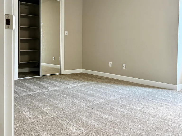 10541 Clubhouse Dr — Photo 11