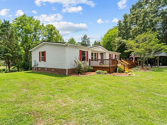3rd image of 432 Patterson Grove Rd