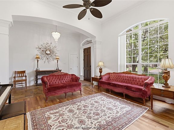 5th image of 8407 Whiterose Ct