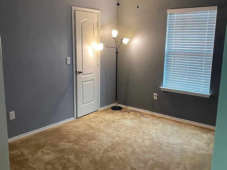 700 Screech Owl Dr — Photo 13