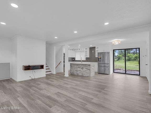 2nd image of 4408 Southridge Dr