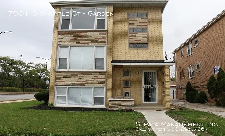 7906 South Whipple Street - 1 — Photo 3