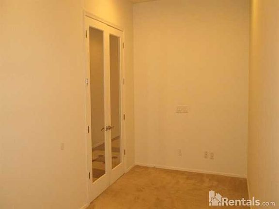 4th image of 14766 W Roanoke Ave