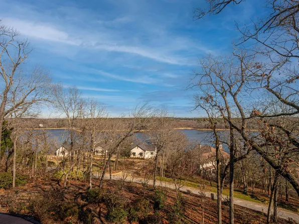 4438 Cascades Shoreline Dr, Tyler, TX 75709