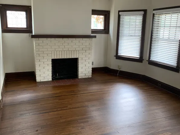 2052 Wascana Ave #1, Lakewood, OH 44107