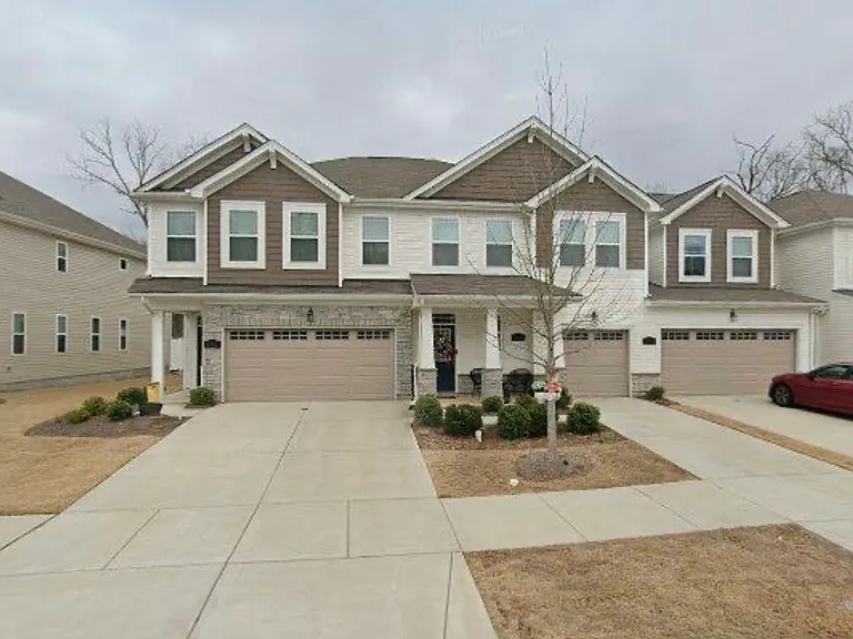 8122 Overmeadow Ln — Photo 2