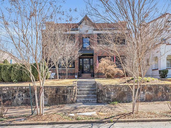 4th image of 712 Forest Ave
