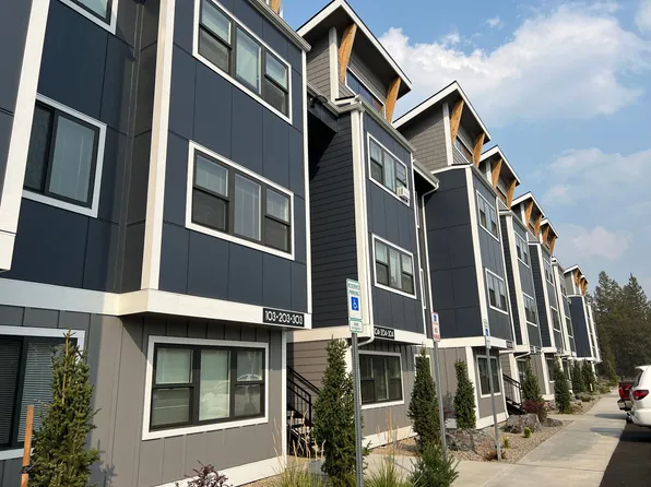 Pine View, 52773 Drafter Rd #A106, La Pine, OR 97739