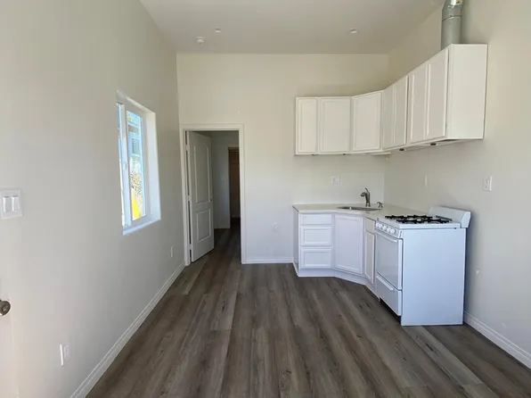 17933 Bullock St, Encino, CA 91316