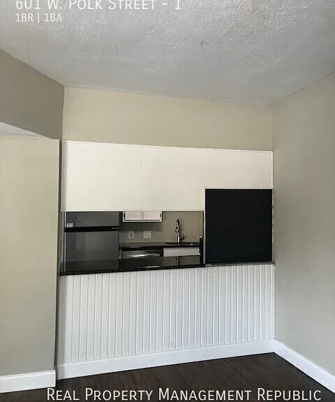 601 W Polk St #1 — Photo 6