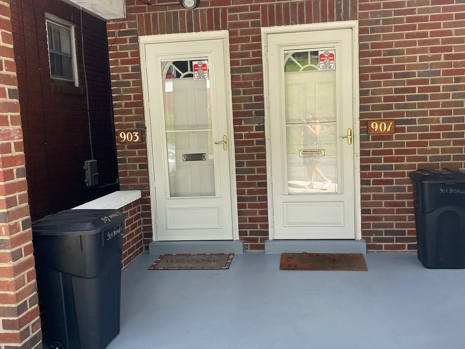 903 Bedford St — Photo 2