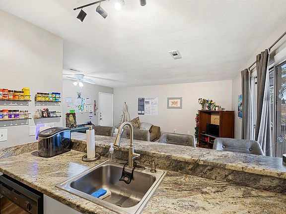 5th image of 805 Claytor Sq Unit 805