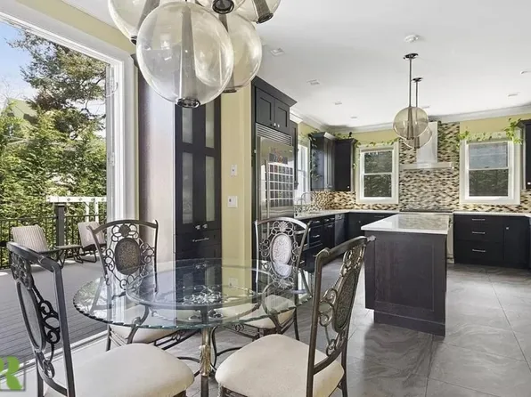 669 East 2nd Street image 32 of 44