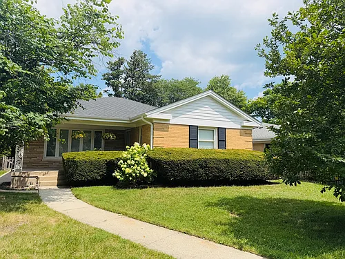 2106 Lake Ave Photo 1