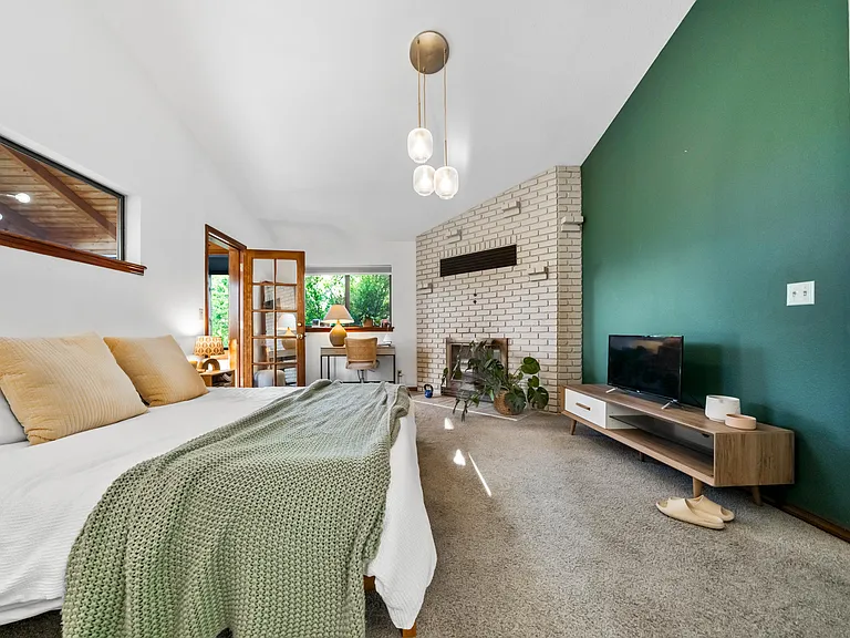 2820 Panorama Dr — Photo 19