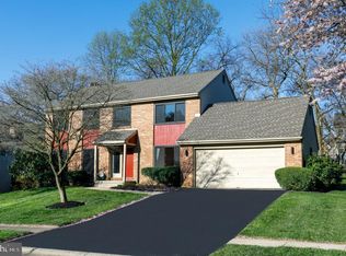 122 Churchill Ln, Wilmington, DE