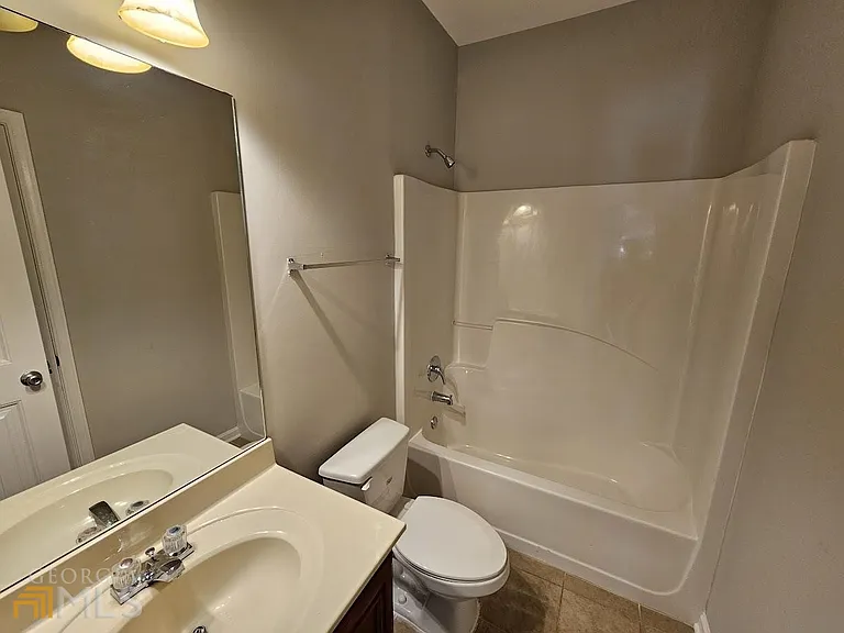 99 Matador Way — Photo 7