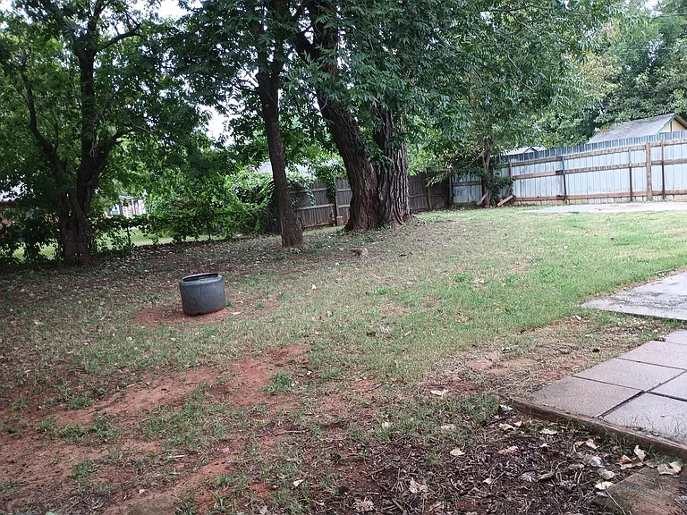 3221 Greenbrier Ter — Photo 27