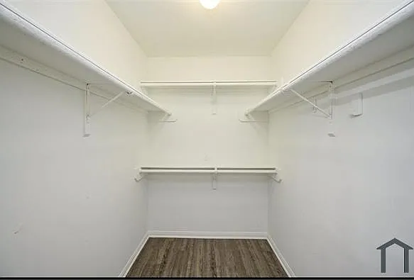 3 bed, 1456 sqft, $2,050 — Photo 3