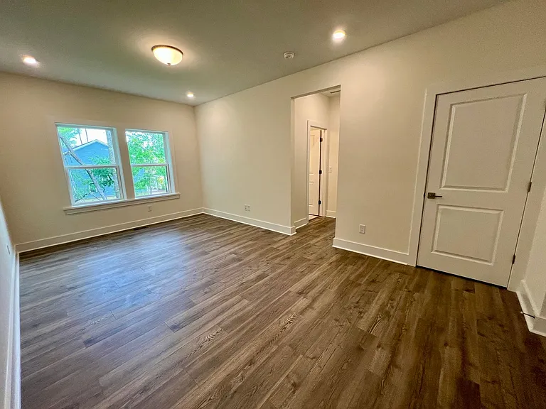 2429 Vetrina Way — Photo 38