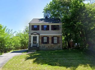 2061 Staunton Rd, Cleveland Heights, OH 44118