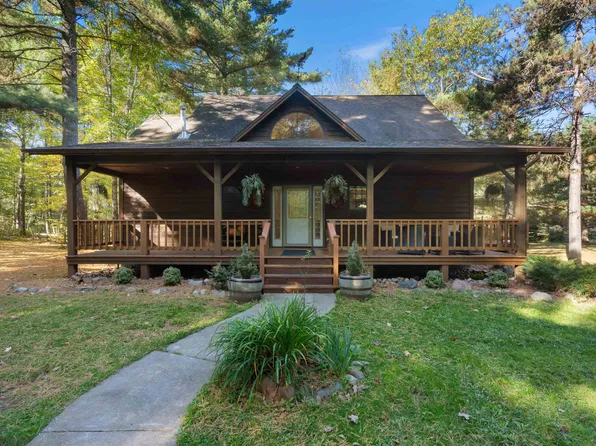 1402 W Taylor Ave, Cloquet, MN 55720