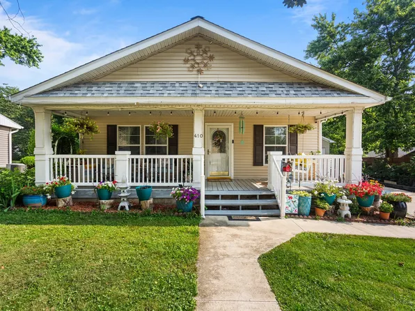 410 Franklin St, Mahomet, IL 61853