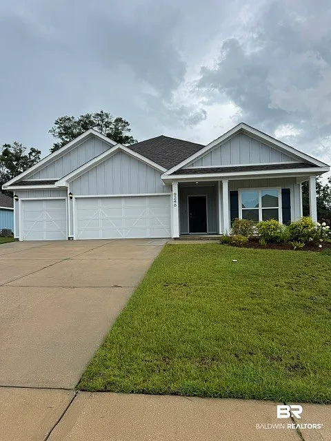 4 bed, 3.0 bath, 2196 sqft, $2,500 — Photo 1