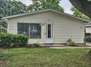 25527 McDonald St, Dearborn Heights, MI 48125