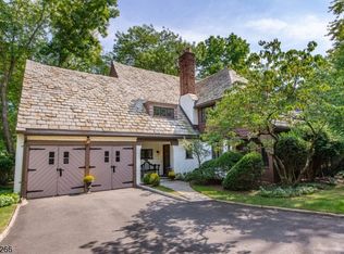 10 Bradford Ave, Montclair, NJ 07043